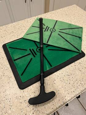 Amazon Basics & Wekin 840324423778 New Golf Swing Path Hitting Mat And Adjustable Two-way Putter Bundle