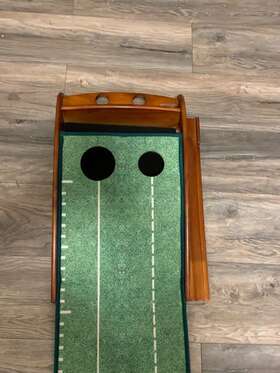 Loowoko 779303742527 Indoor Putting Green With Ball Return Golf Practice