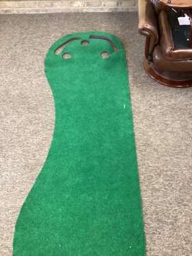 299955 Putt A Bout Putting Golf Green Mat Practice Indoor Training Aid Outdoor Turf Hole Gift