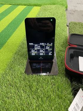 Swing Caddie 856640005833 Sc4 Launch Monitor And Golf Simulator By Voice