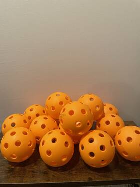 Yotiger Orange26 Orange Plastic Golf Practice Balls 36 Pack Lightweight Chipping