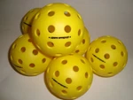 6 Onix Fuse Outdoor Pickleball Balls Tournament Meet Usapa Pack Of Yellow. Fixed Price $21.89.