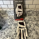 Wilson Feel Plus Men Soft Golf Glove Left Hand Xl Extra Large New Syntheti VB9. Fixed Price $9.99.
