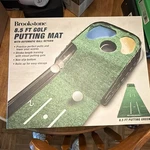 Brookstone 8.5 Ft Indoor Golf Putting Mat Green Auto Ball Return Non-slip. Fixed Price $30.00.