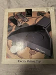Par Classics Electric Putting Cup Model 20339 (new Box From 1992!). Fixed Price $19.00.